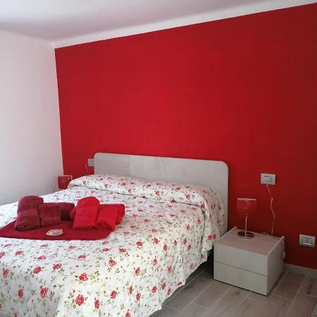 Casa Vacanza La Rosa فيناديو المظهر الخارجي الصورة